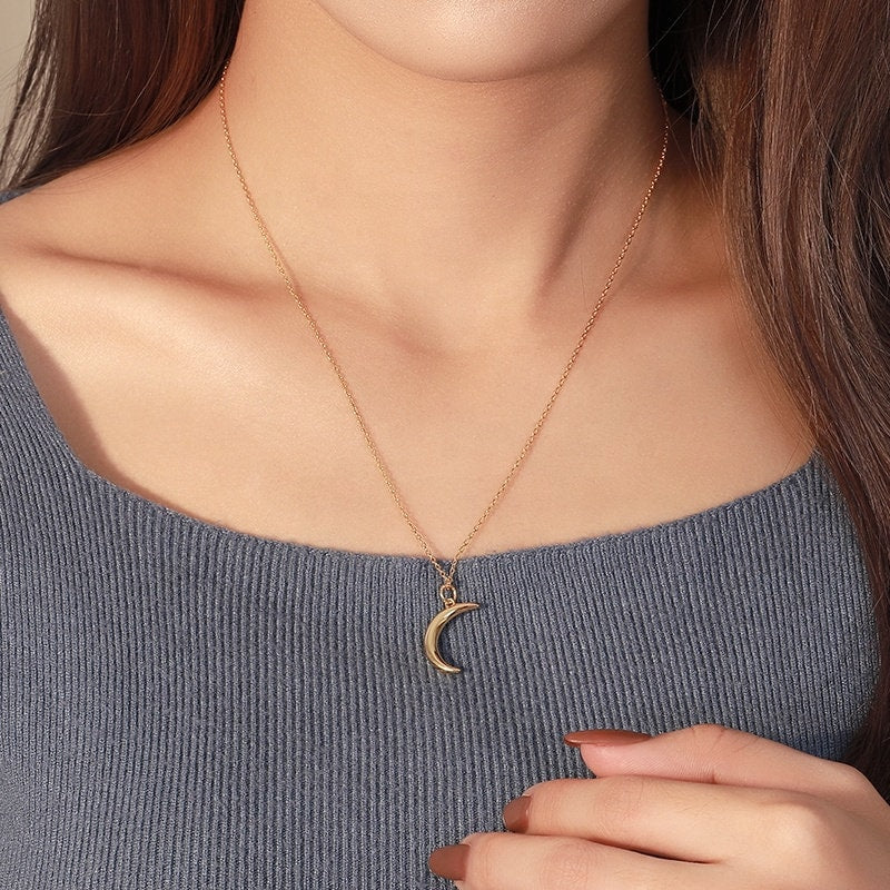 Gold Moon Pendant, Crescent Necklace, Minimalist Necklace, Celestial Pendant, 18K Gold Vermeil, Gold Horn Necklace, Dainty Gold Necklace