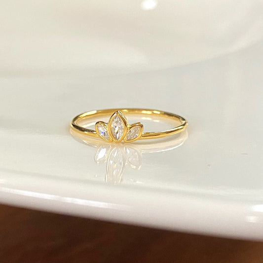 Dainty Petal Ring, Thin Stacking Ring For Women, Thin Gold Ring, Stackable Petite Ring, Tiny CZ Flower Ring, Cute Ring, Everyday Ring, Gift