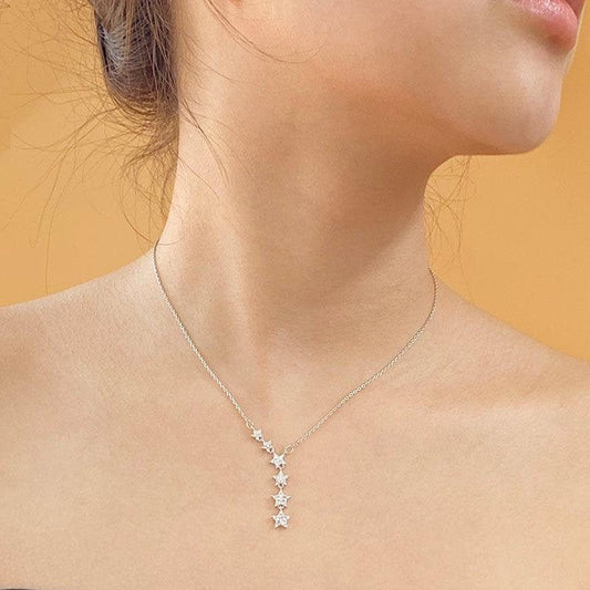 Silver Star Necklace, Falling Star Pendant, Silver Celestial Necklace, Dainty Silver Necklace for Women, Sparkling Stars, Layering Necklace